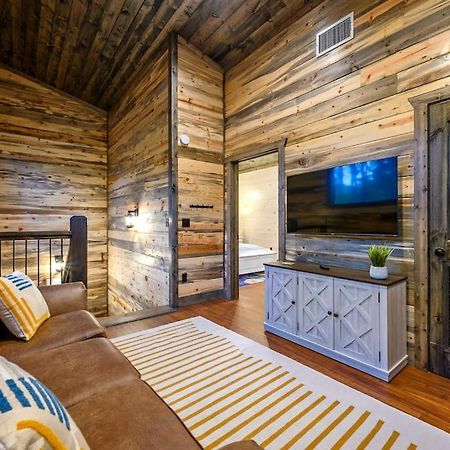 Brand New Luxury 2 Bedroom With Loft And Spa Sleeps 10 Broken Bow Zewnętrze zdjęcie